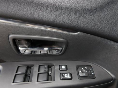 New 2025 Mitsubishi Outlander Sport SE image 16