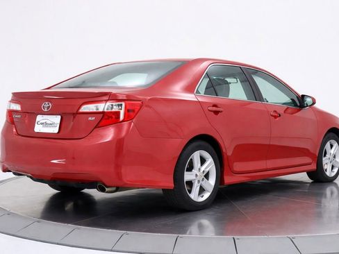 Used 2012 Toyota Camry SE image 5