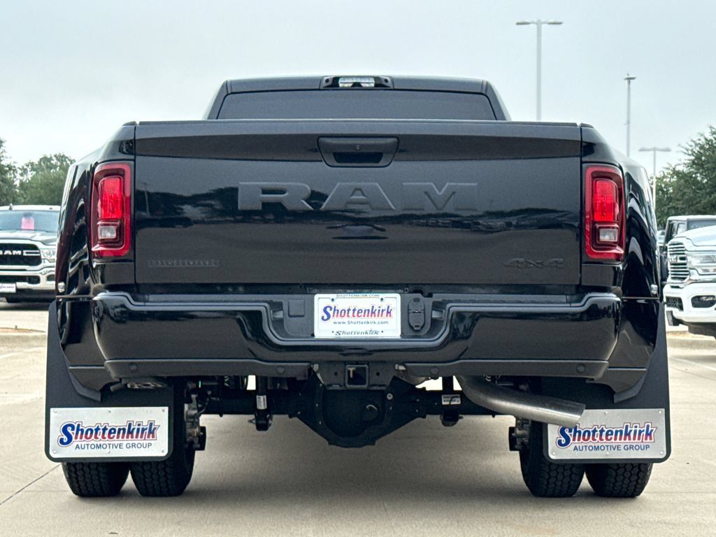 New 2026 RAM 3500 Big Horn AWD/4WD image 8