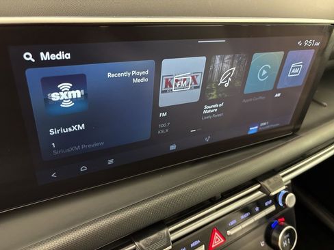 Used 2025 Hyundai Santa Cruz SEL image 26