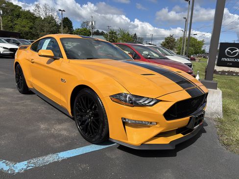 Used 2022 Ford Mustang GT w/ GT Performance Package RWD image 2