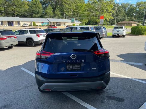 Used 2021 Nissan Rogue SV FWD image 5