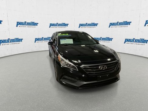Used 2017 Hyundai Sonata Sport w/ Value Edition Package 02 FWD image 3