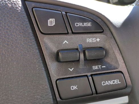 Used 2021 Hyundai Tucson Limited image 25