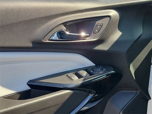 New 2026 Chevrolet Trax LT image 28