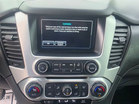 Used 2019 GMC Yukon SLE w/ SLE Value Package image 22