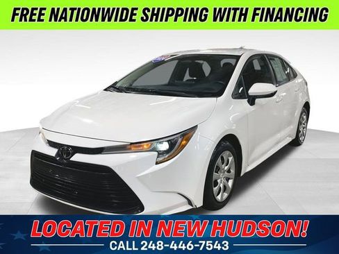 Used 2024 Toyota Corolla LE image 1