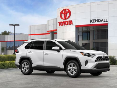 New 2025 Toyota RAV4 XLE image 14