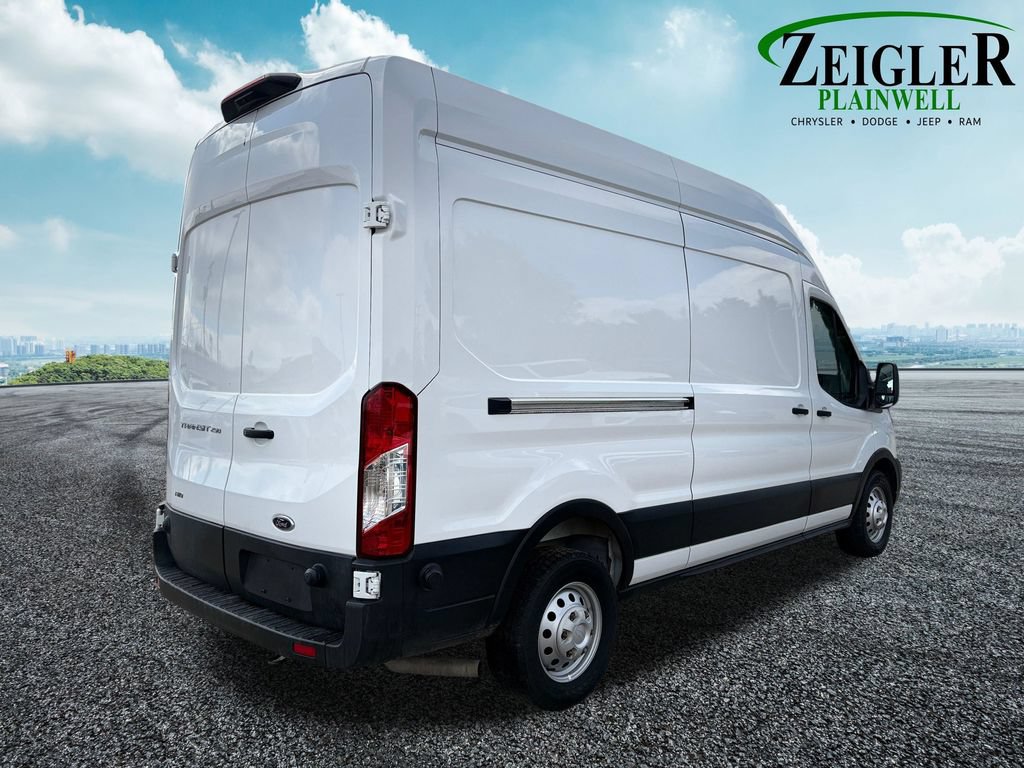 Used 2025 Ford Transit 250 148 High Roof AWD image 6