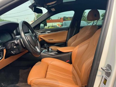 Used 2022 BMW 530i xDrive w/ Convenience Package AWD/4WD image 22