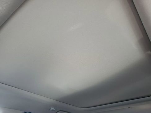 New 2025 Honda Pilot Touring image 38