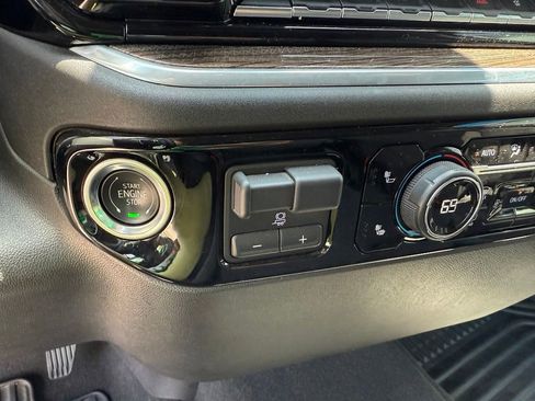 Used 2025 Chevrolet Silverado 2500 LT w/ Convenience Package AWD/4WD image 17