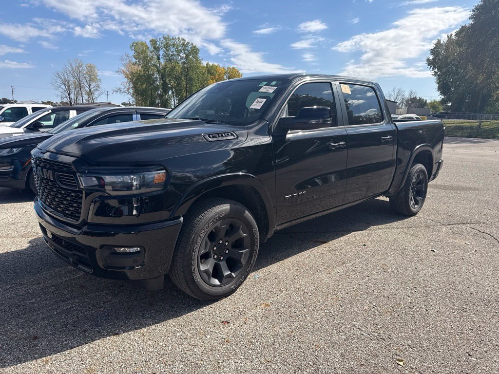Used 2025 RAM 1500 Big Horn AWD/4WD image 3
