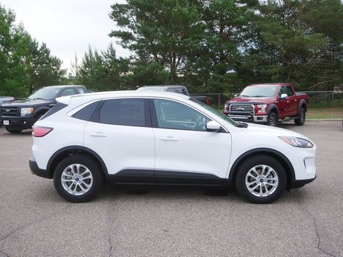 Certified 2021 Ford Escape SE AWD/4WD image 5