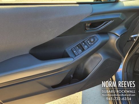Certified 2025 Subaru Crosstrek 2.5i Premium image 4