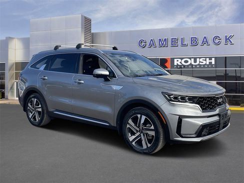 Used 2023 Kia Sorento SX Prestige image 7