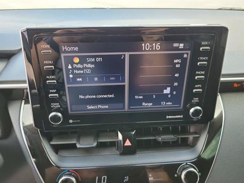 Used 2021 Toyota Corolla LE FWD image 11