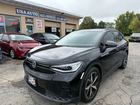 Used 2023 Volkswagen ID.4 Pro S image 2