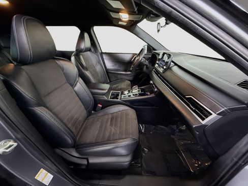 Used 2023 Mitsubishi Outlander SE image 29