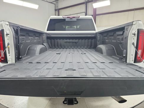 Used 2022 GMC Sierra 2500 AT4 w/ AT4 Premium Plus Package AWD/4WD image 53