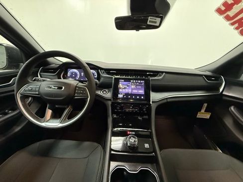 New 2026 Jeep Grand Cherokee L Laredo AWD/4WD image 15