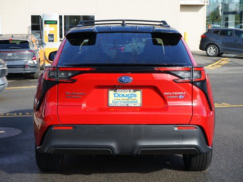 Used 2024 Subaru Solterra Touring image 4