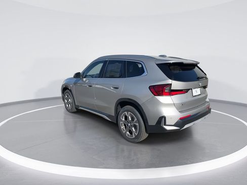 Used 2025 BMW X1 xDrive28i w/ Technology Package image 6