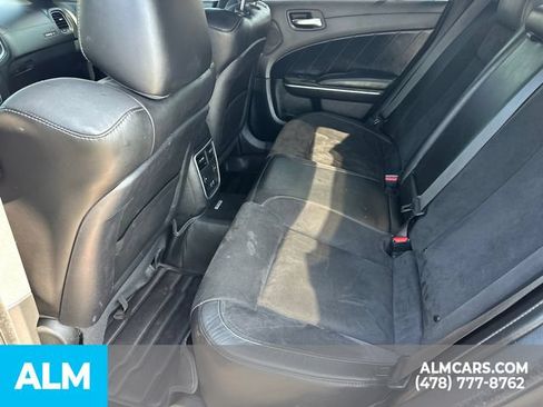 Used 2022 Dodge Charger Scat Pack w/ Dynamics Package RWD image 23