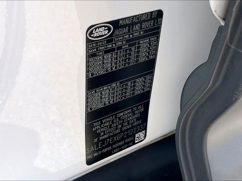 Certified 2023 Land Rover Defender 110 S AWD/4WD image 30