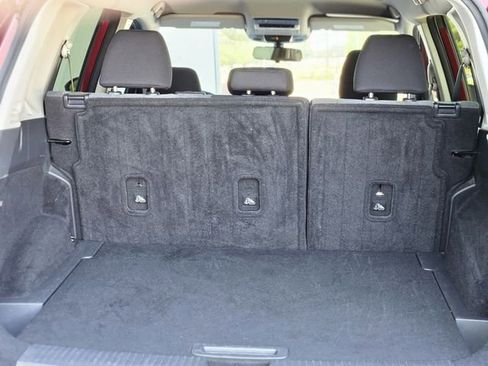 Certified 2023 Nissan Rogue SV FWD image 30