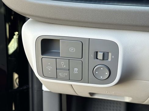 Used 2023 Hyundai Ioniq 6 SEL image 23