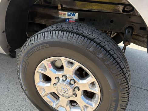 Used 2022 RAM 2500 Laramie AWD/4WD image 9