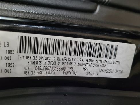Used 2018 Jeep Grand Cherokee Limited w/ Trailer Tow Group IV AWD/4WD image 33