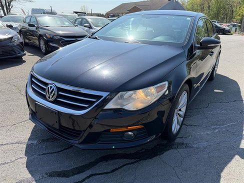 Used 2010 Volkswagen CC Sport image 2