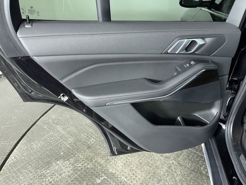 Used 2019 BMW X5 xDrive40i w/ Convenience Package image 14