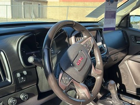 Used 2021 GMC Canyon AT4 image 11