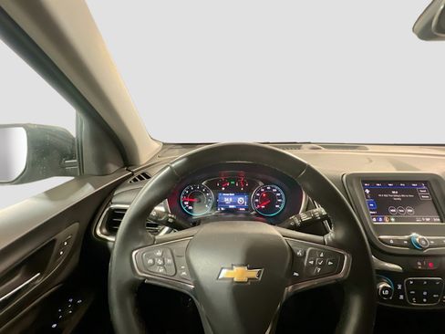 Used 2024 Chevrolet Equinox LT AWD/4WD image 7