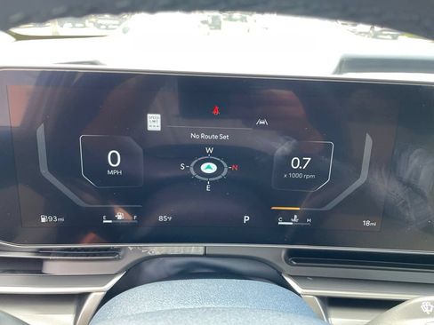 New 2027 Kia Carnival SX w/ Dark Edition Package FWD image 28