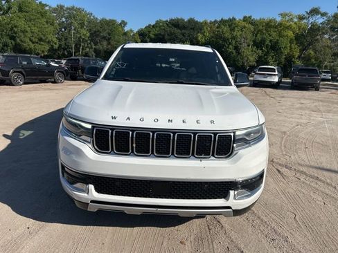 Used 2023 Jeep Wagoneer Series II image 15