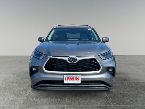 New 2026 Toyota Highlander XLE AWD/4WD image 9