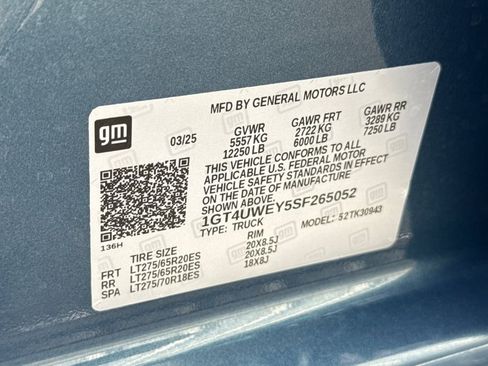 Used 2025 GMC Sierra 3500 Denali w/ Denali Reserve Package AWD/4WD image 31