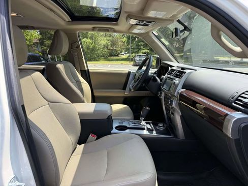 Used 2017 Toyota 4Runner Limited AWD/4WD image 14