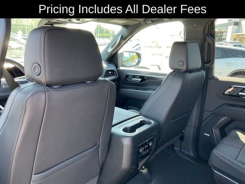 Used 2026 Chevrolet Tahoe RST w/ Comfort Package AWD/4WD image 18