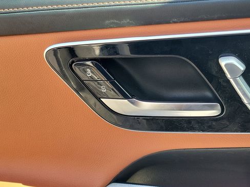 Used 2024 Mercedes-Benz GLC 300 image 22