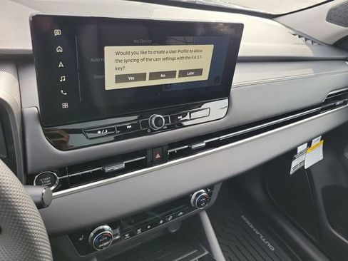 New 2026 Mitsubishi Outlander SE image 30