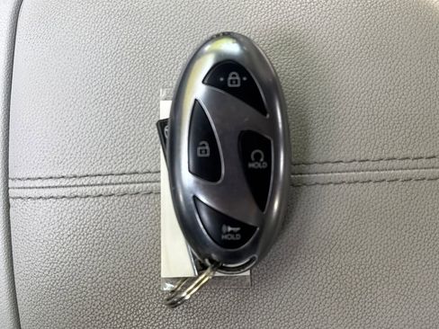 Used 2025 Hyundai Tucson SEL FWD image 19
