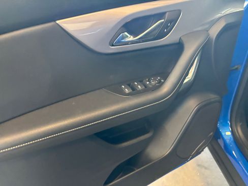 Used 2025 Chevrolet Blazer LT image 20