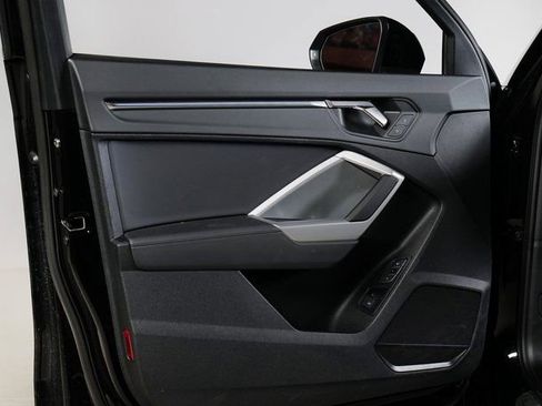 Certified 2024 Audi Q3 2.0T Premium Plus w/ Premium Plus Package image 25