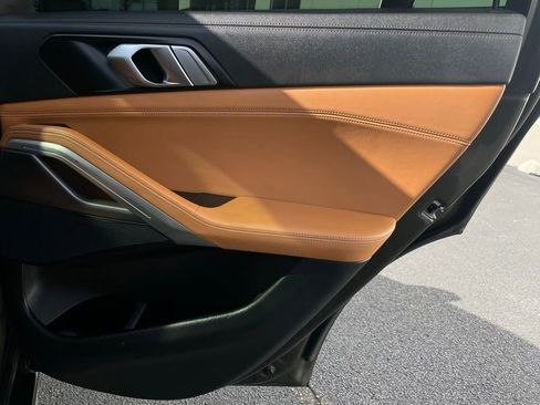 Used 2023 BMW X6 xDrive40i w/ Premium Package image 37