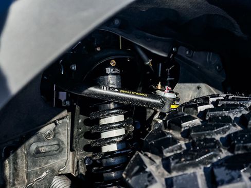 Used 2025 Toyota Land Cruiser image 9